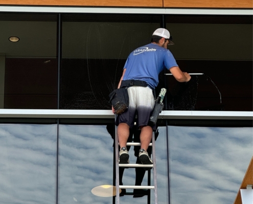 Top Rated Window Cleaning Service milwaukee